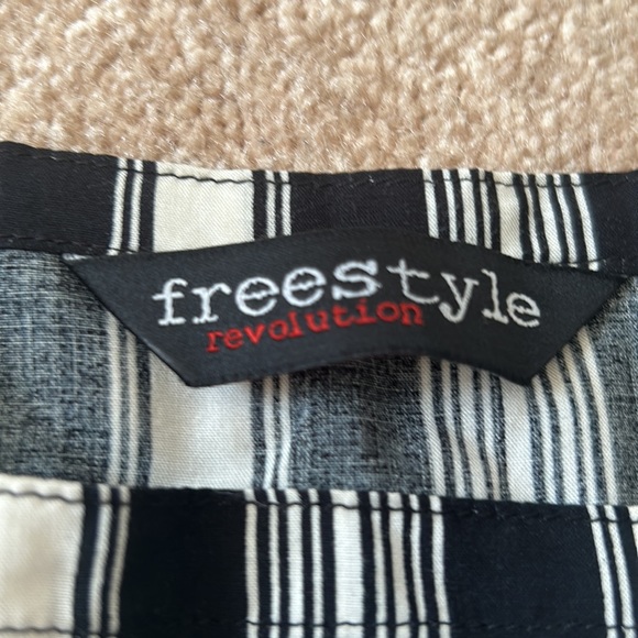 Jumpsuit - Picture 3 of 8